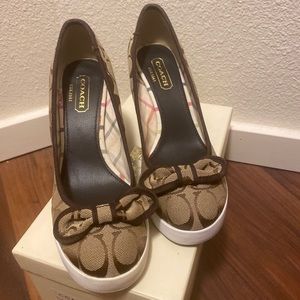 Coach wedge shoes SZ 7